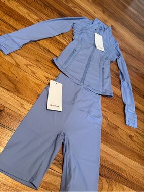 lululemon athletica Women's Light Blue Zip Jacket & Align Shorts Set